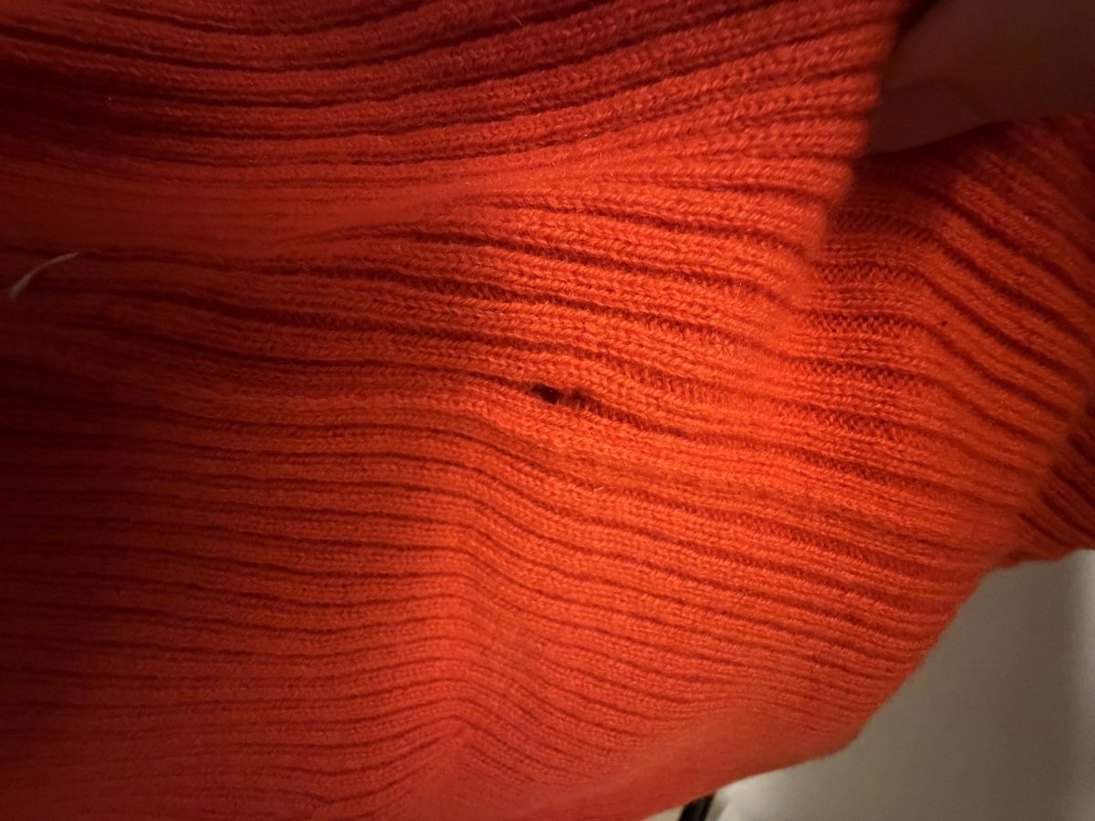 Foulard & Sciarpe: Roter Winterschal neuwertig – Nuovo (secondo la descrizione) da kloten venduto da domireto 1