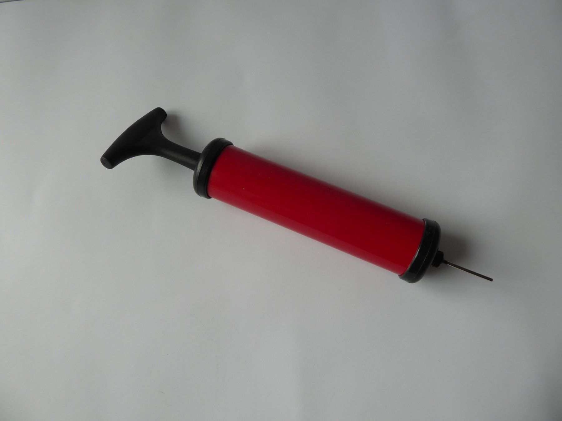 Pompe & Parti di ricambio: Kleine Pumpe mit dünnem Ventil, 1-2mm – Usato da Turbenthal venduto da Panau 1