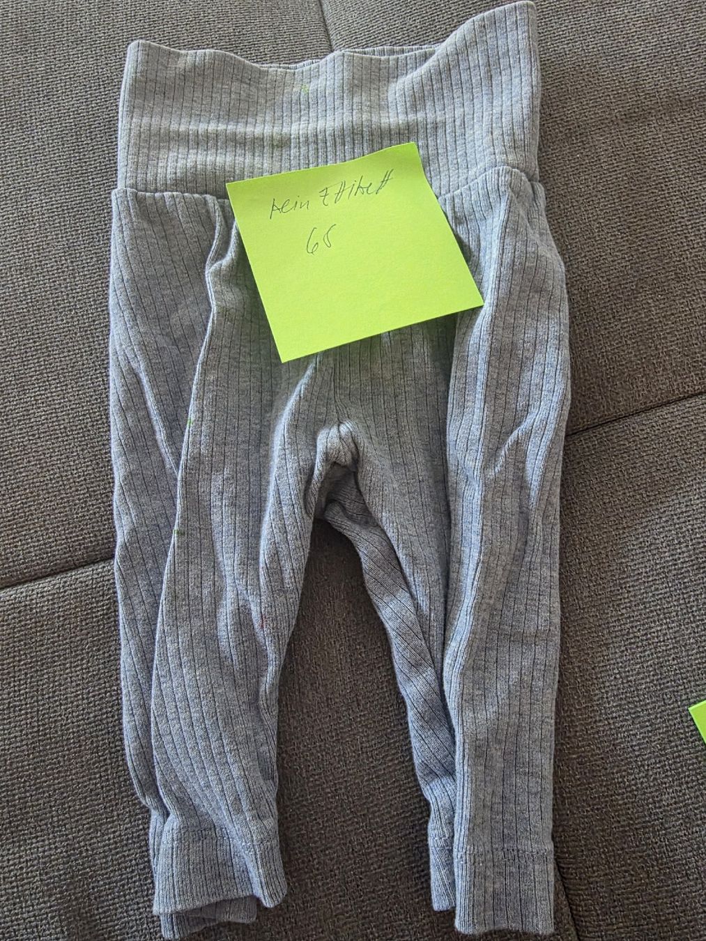 Pantaloni: Baby Hose, Grösse 68 – Usato da Brüttisellen venduto da Miralaurea