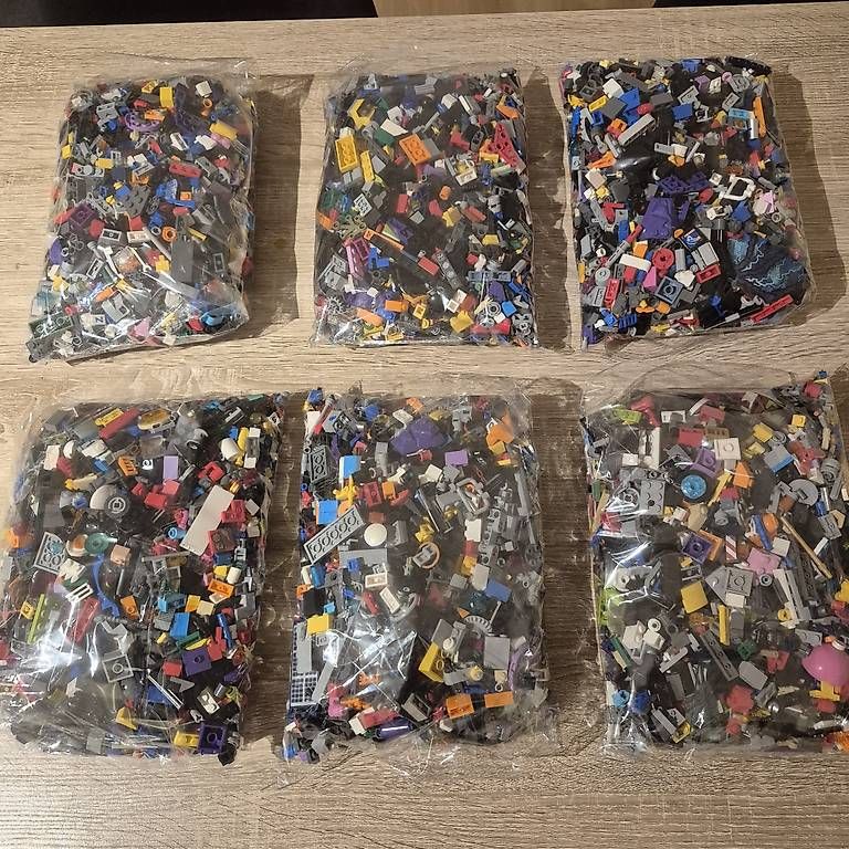 Giocattoli: Lego 1kg – Usato da Utzenstorf venduto da eli_f9dw