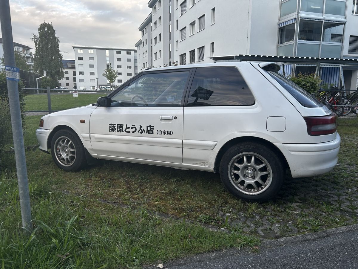 Mazda Autos: Mazda 323 Bg 1,6l  – D'occasion à Kriens par BRUNNER1986 2