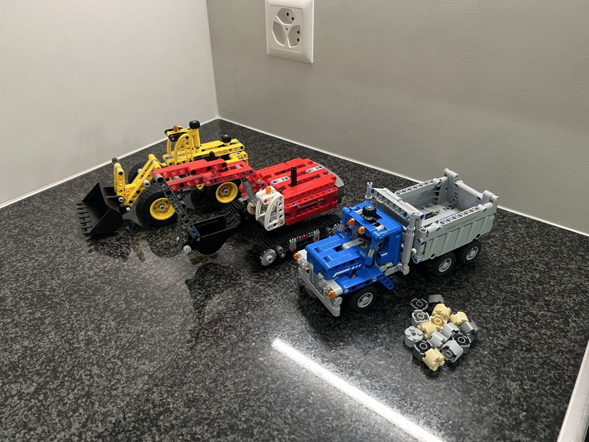 Lego Kit di costruzioni: LEGO Technic 42023 Baustellen  Set – Usato da airolo venduto da unimo78