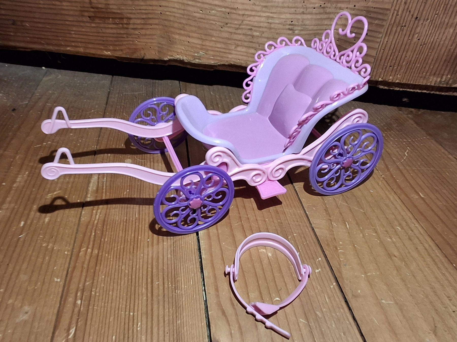 Jouets: Simba Pferde Set, 4 Pferde mit 1 Kutsche – D'occasion à Dussnang par novi02 4