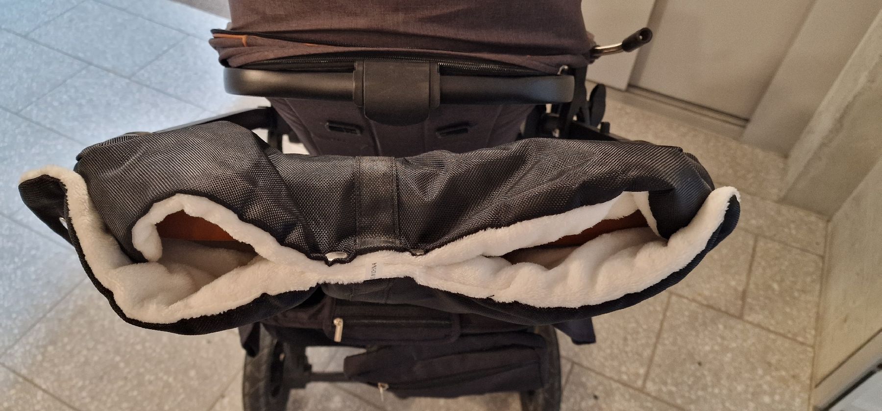 Lionelo Carrozzine: Kinderwagen 3in1 von Lionelo – Usato da Zürich venduto da Sisqon 3