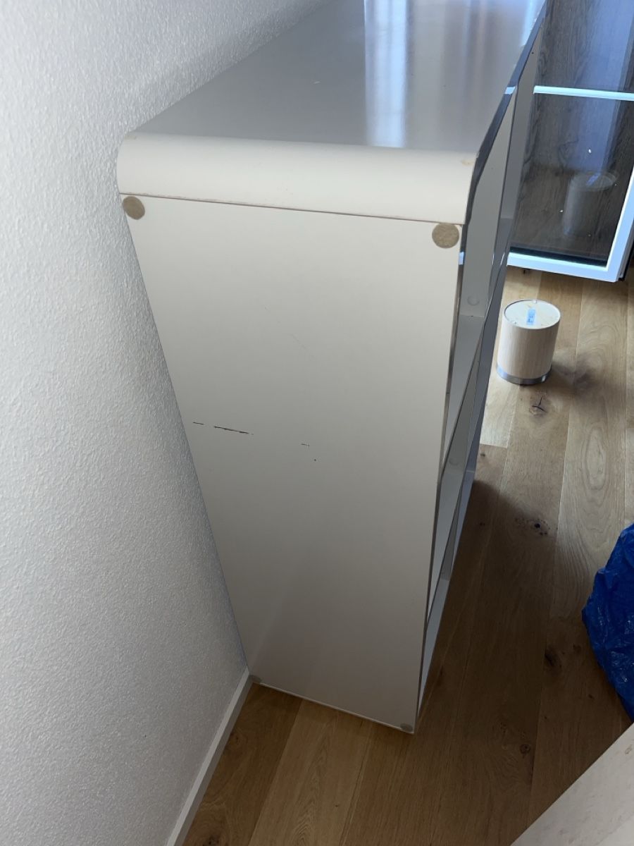 Scaffali: Weisses Regal ähnlich IKEA Kallax – Usato da St. Gallen venduto da flo_n8mq