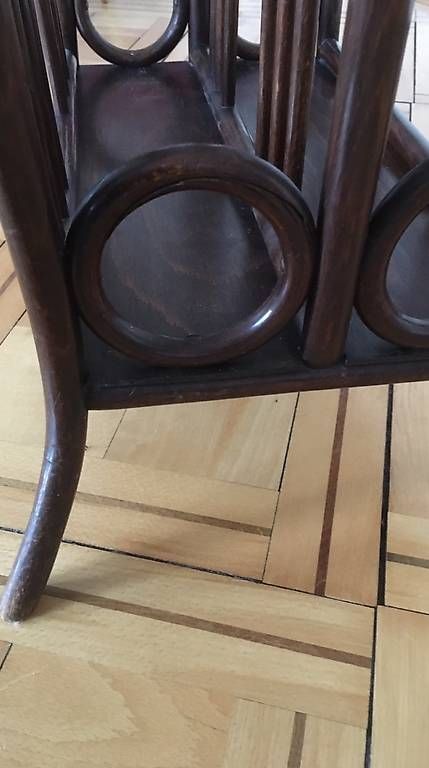 Autres articles pour la maison: THONET Zeitschriftenständer – D'occasion à Bütschwil par Biberli59 3