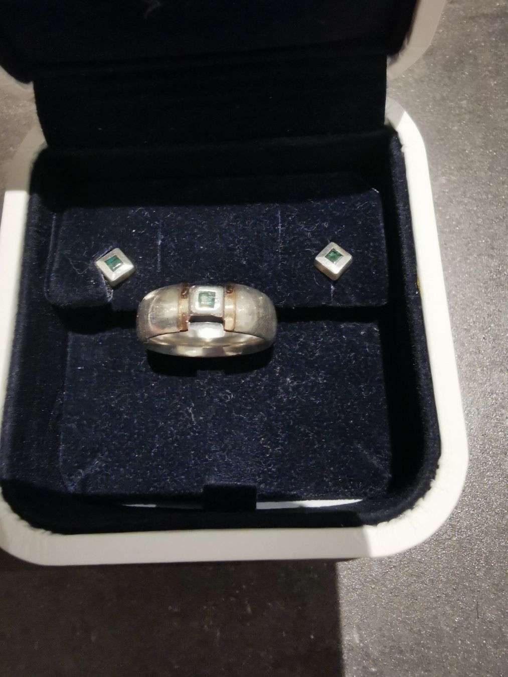 Anelli: SET SILBERRING&OHRRINGE MIT Smaragd, Gr. 52, HADMADE IN DE – Usato da Erlenbach ZH venduto da alisamilana 2