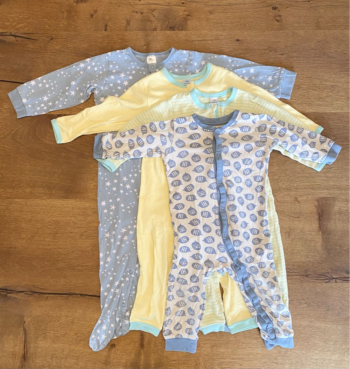 Lotti di vestiti: Pijama Set – Usato da Urdorf venduto da Tjara65