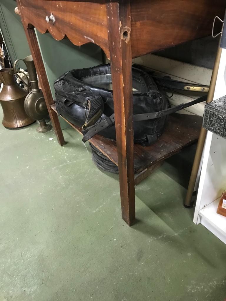Tavoli: Tisch mit Schublade ca. 100-jährig ! – Usato da Brügg BE venduto da rutschimedizin 1