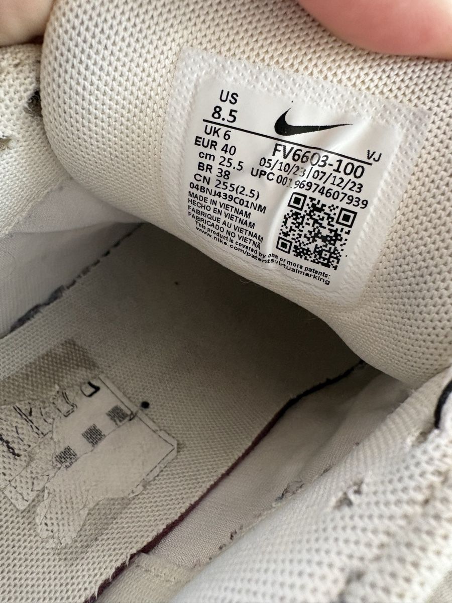 Nike Scarpe da donna: Nike P-6000 Gr. 40 Silber/Weiss – Usato da Regensberg venduto da ree_5l7n 4