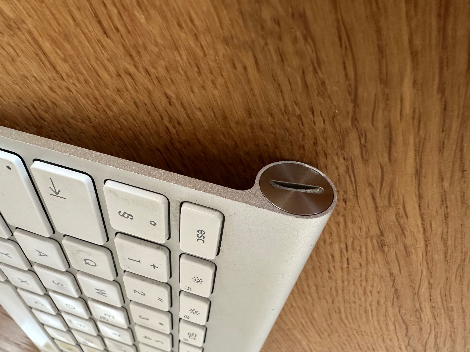 Apple Tastaturen: Apple Wireless Keyboard (A1314) – Gebraucht aus Luzern von Leumatt2015 1