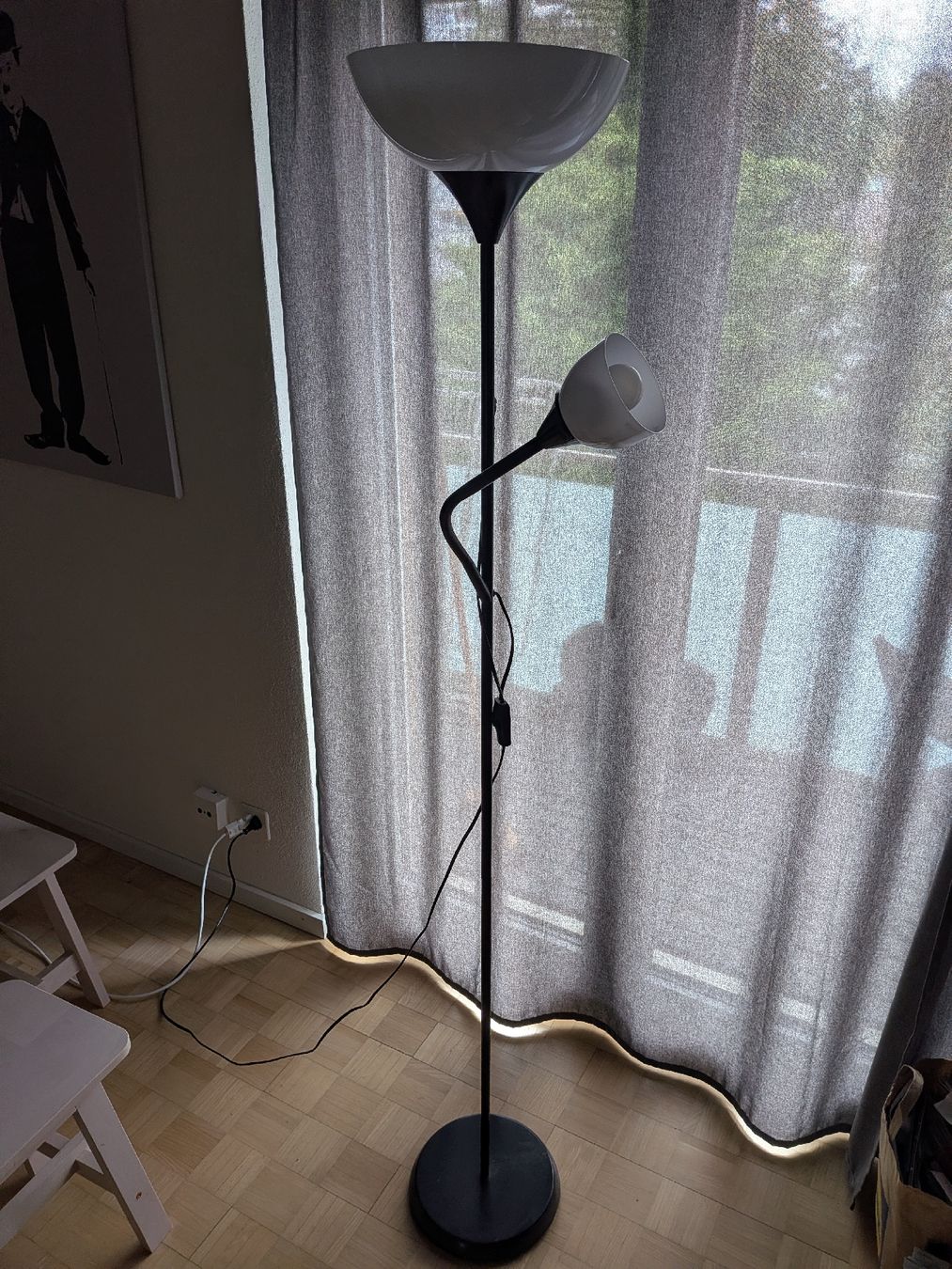 Ikea Lampade: Stehlampe mit Leseleuchte, schlicht & modern – Usato da Binningen venduto da EL_IVAAN