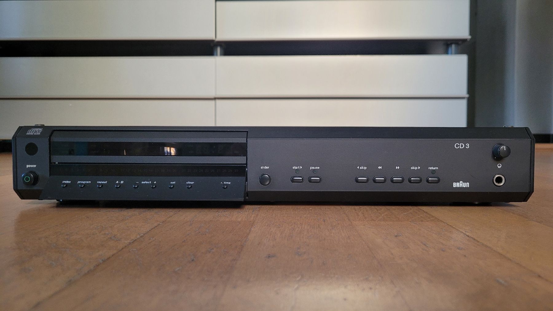 Braun Sistemi audio & multimediali: ⚜️ BRAUN CD Player / Typ: CD 3 ⚜️ – Usato da Wettingen venduto da M_team 2