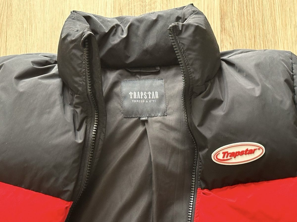Trapstar Giacche: Trapstar Daunenjacke Winterjacke Gr. M – Usato da Fahrwangen venduto da Racardo10 2