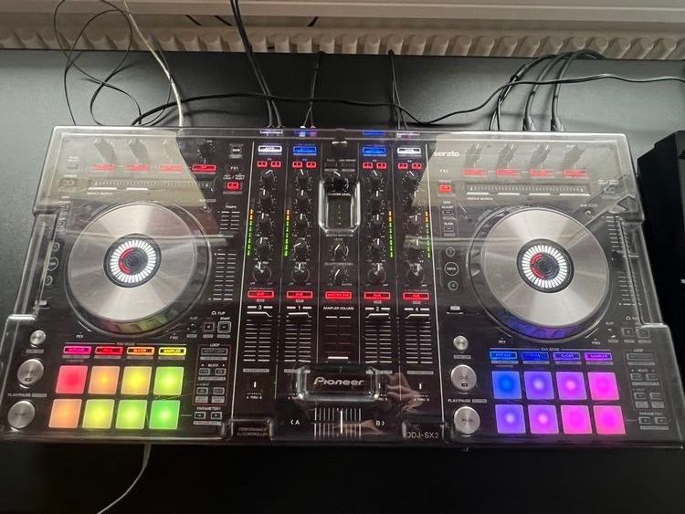 Pioneer Mischpulte: Pioneer DDJ-SX2 Performance DJ-Controller inkl. Plexiglas – Gebraucht aus Bottighofen von dermueller 3