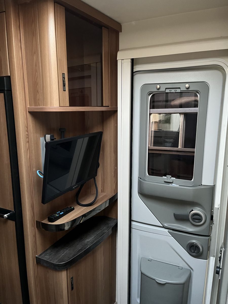 Accessori per altri veicoli: Tabbert Vivaldi 550E Finest Edition – Usato da Bärschwil venduto da Cherokee42 4