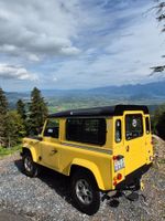 Land Rover Defender Td5 frisch ab MFK im traumhaften Zustand
