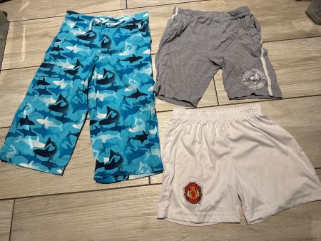 Jungs Sommerhosen Set Gr 128, 3 teilig