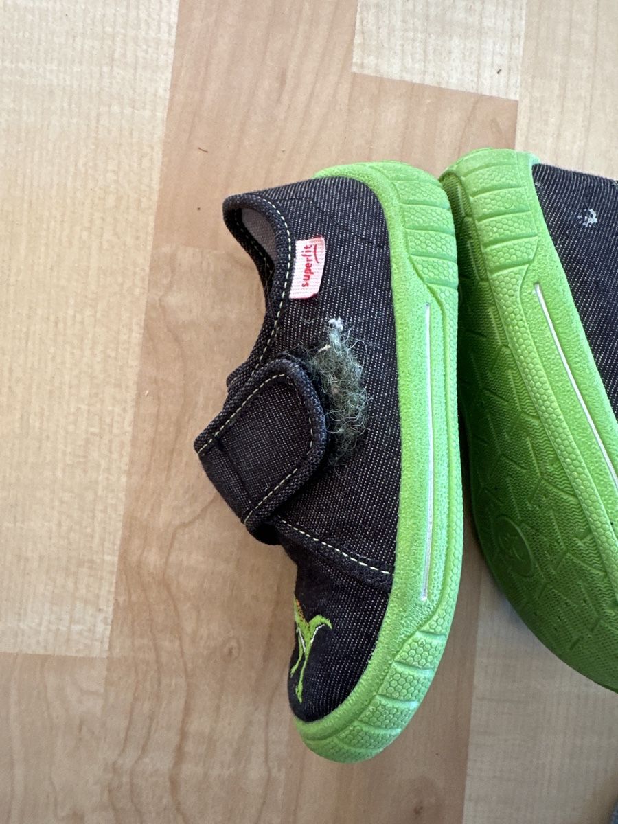 Superfit Scarpe per ragazzi: Superfit Hausschuh gr 25 – Usato da Rüschlikon venduto da Retobernina 1