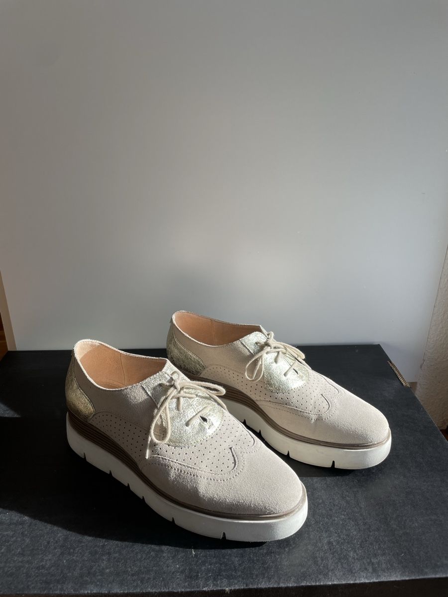 Geox Scarpe da donna: Geox Wildleder Schnürer Gr. 40 – Usato da Lengnau BE venduto da DieBiene8