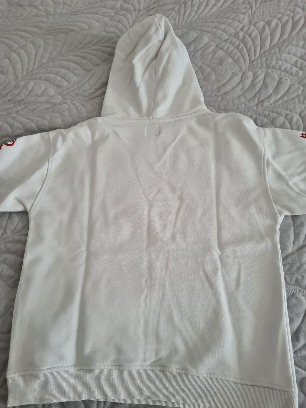 Pullover & Sweatshirts: Weisser Kapuzenpullover Forty Five, Gr. 14 – Gebraucht aus Winterthur von Jana1701 3