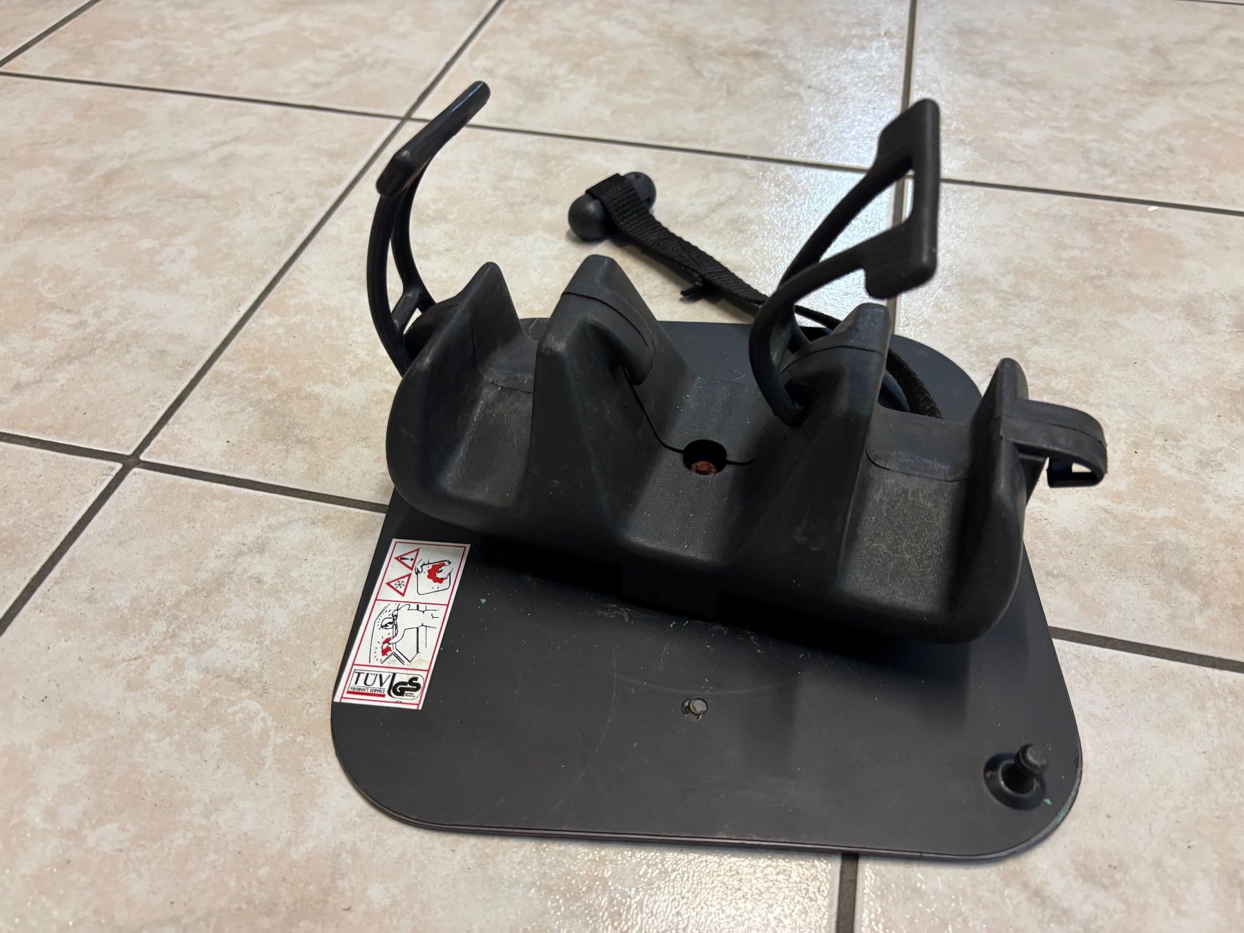 Portapacchi: Porte ski magnétique compact – Usato da Ecublens VD venduto da Emoreau 2