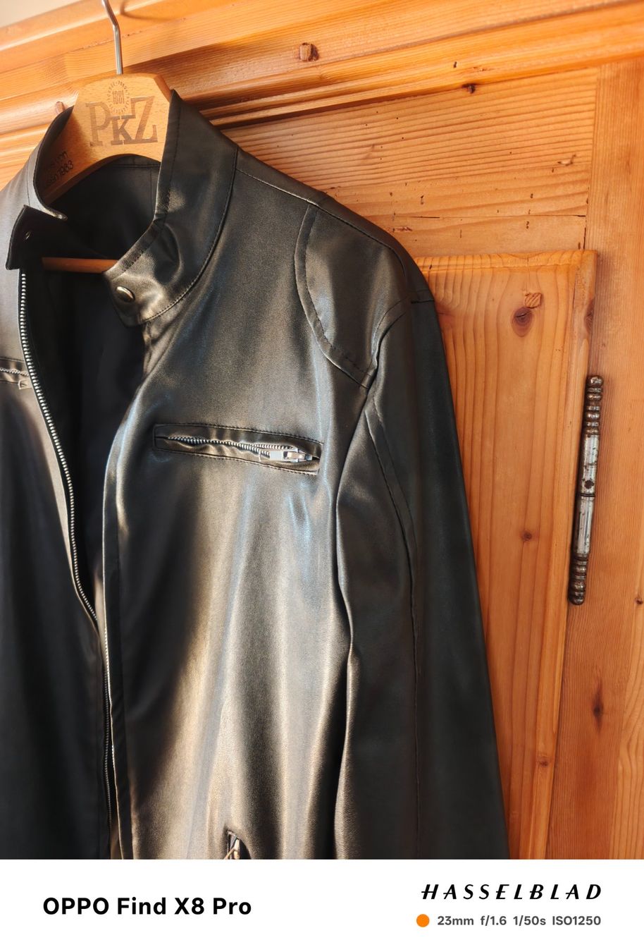 Giacche: schwarze Kunstlederjacke Grösse M – Usato da Seuzach venduto da Markleeroy 2