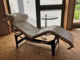 LC4 Chaise Longue Replica   neuwertiger Zustand