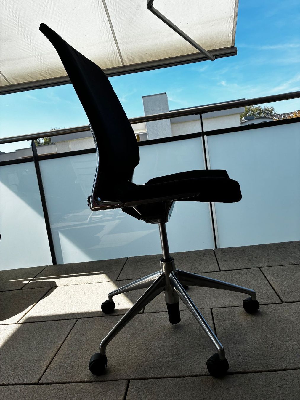 Vitra Stühle: Vitra Meda Bürostuhl – gebraucht – Gebraucht aus Kreuzlingen von azzurteq 1