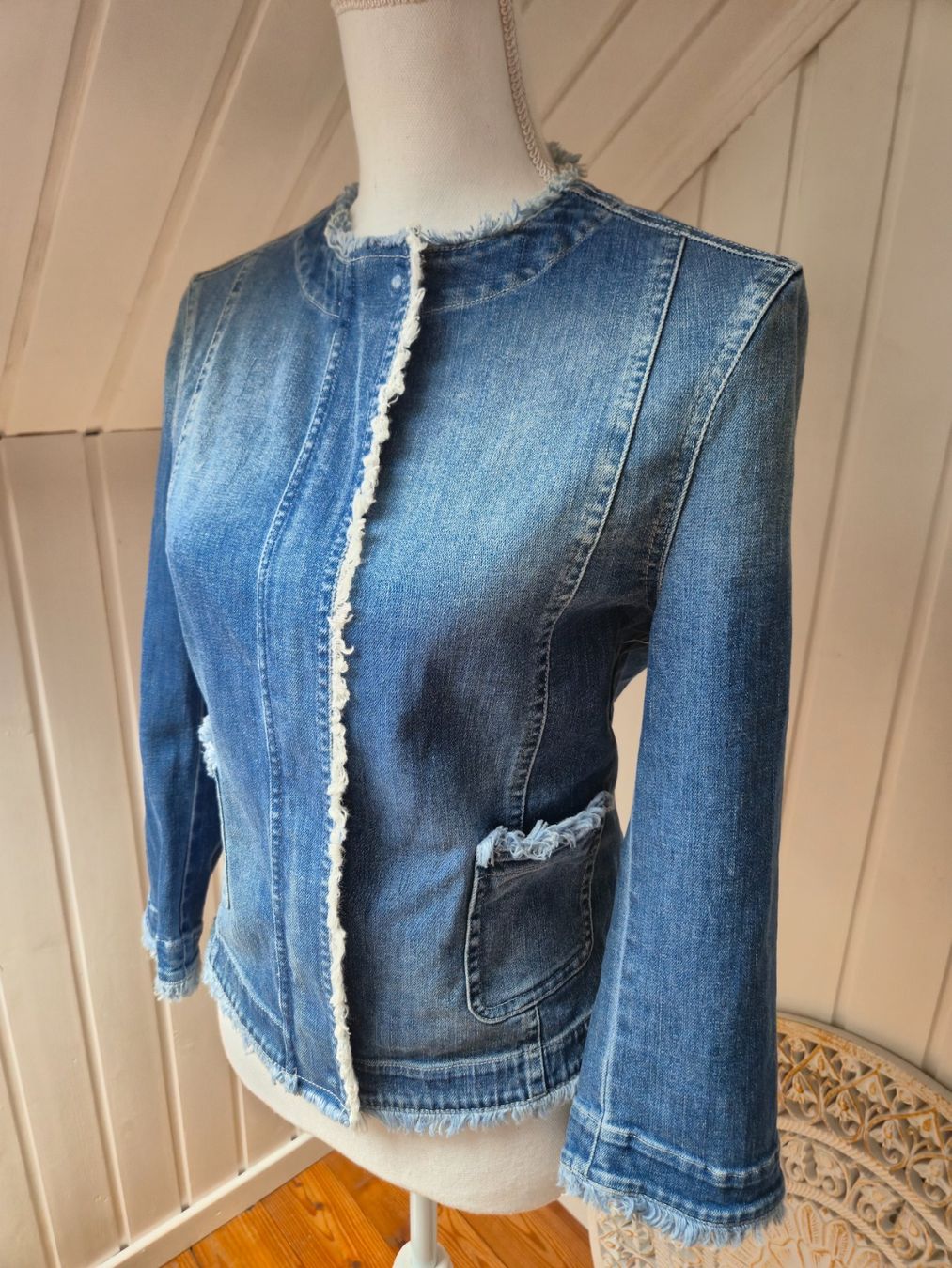 Please Jeans Giacche: PLEASE  💙  jeans jacke    Grösse  M – Usato da Niederweningen venduto da Obson