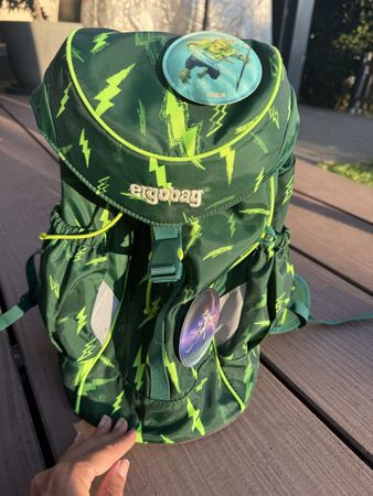 Ergobag Mini Schulrucksack grün Blitz Design guter Zustand