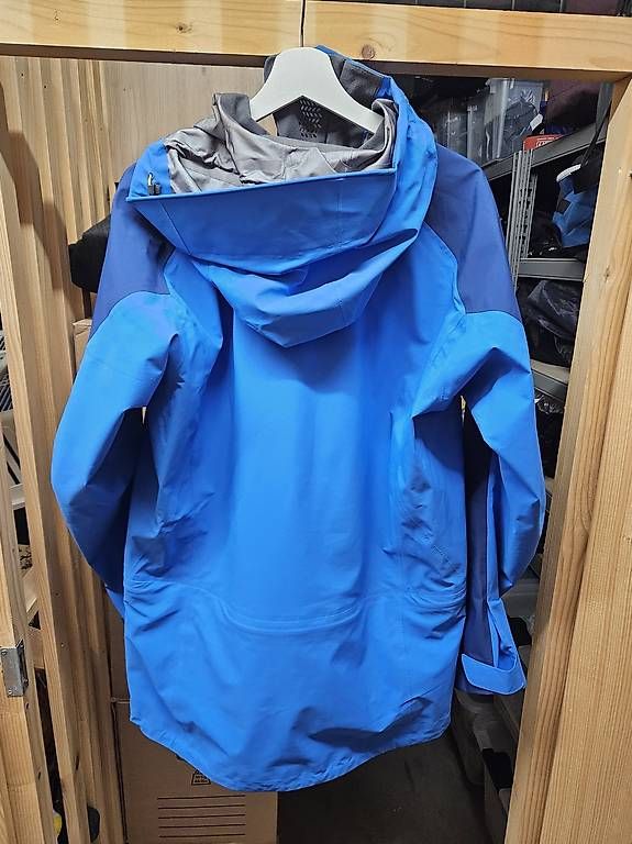 Giacche: Ski/Snowboard Jacke Haglöfs 3L – Usato da Horw venduto da ra.bu 2