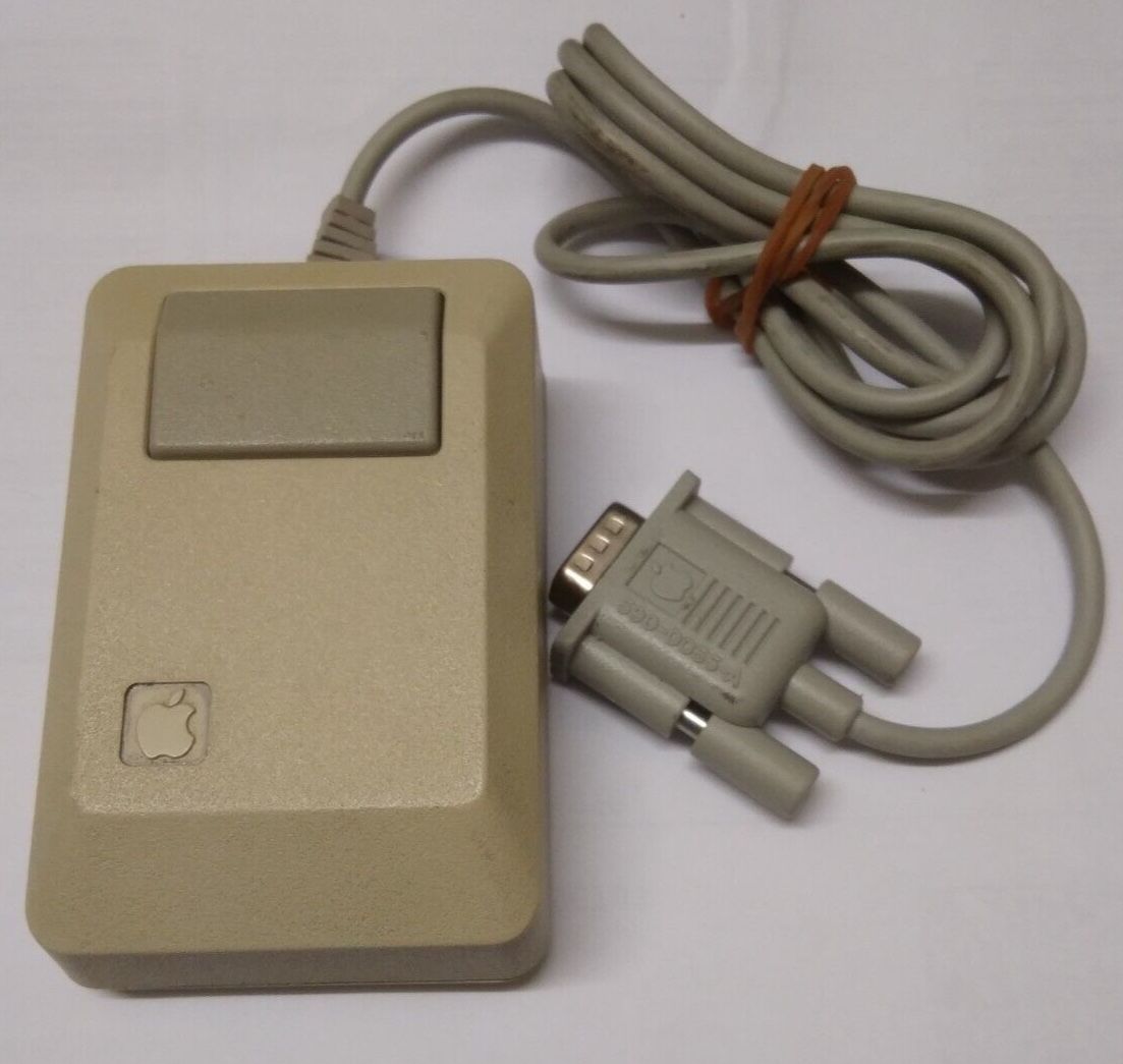 Apple Mouse: Apple Mouse M0100 - Vintage for Macintosh – Usato da Giubiasco venduto da IWGL002
