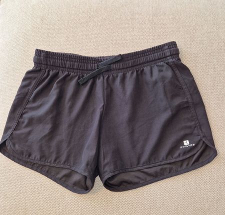 DOMYOS Trainingsshorts Gr. 140