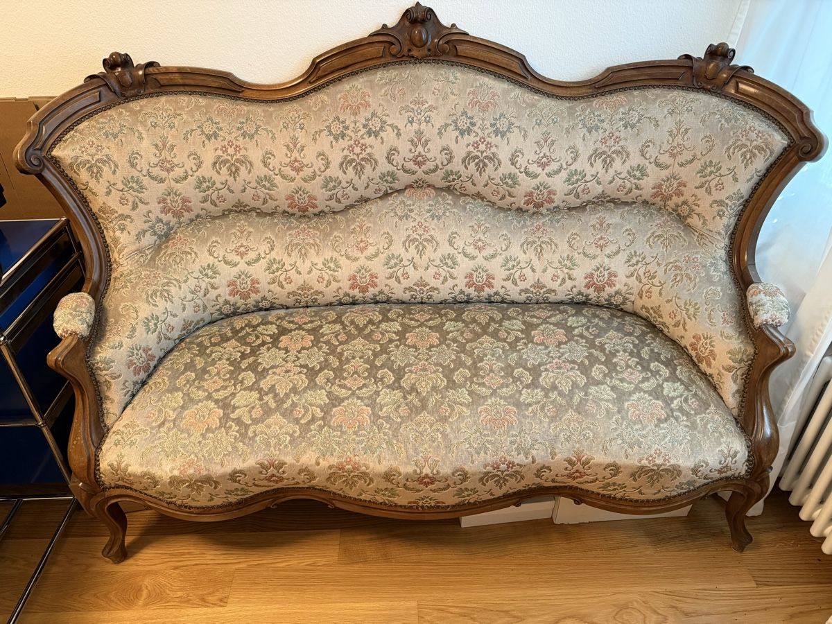 Divani: Beautiful Biedermeier Antique Sofa in perfect condition – Usato da Horgen venduto da Salomee02 1