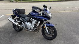 Suzuki GSF650SUA Bandit Motorrad blau Jahrgang 2009