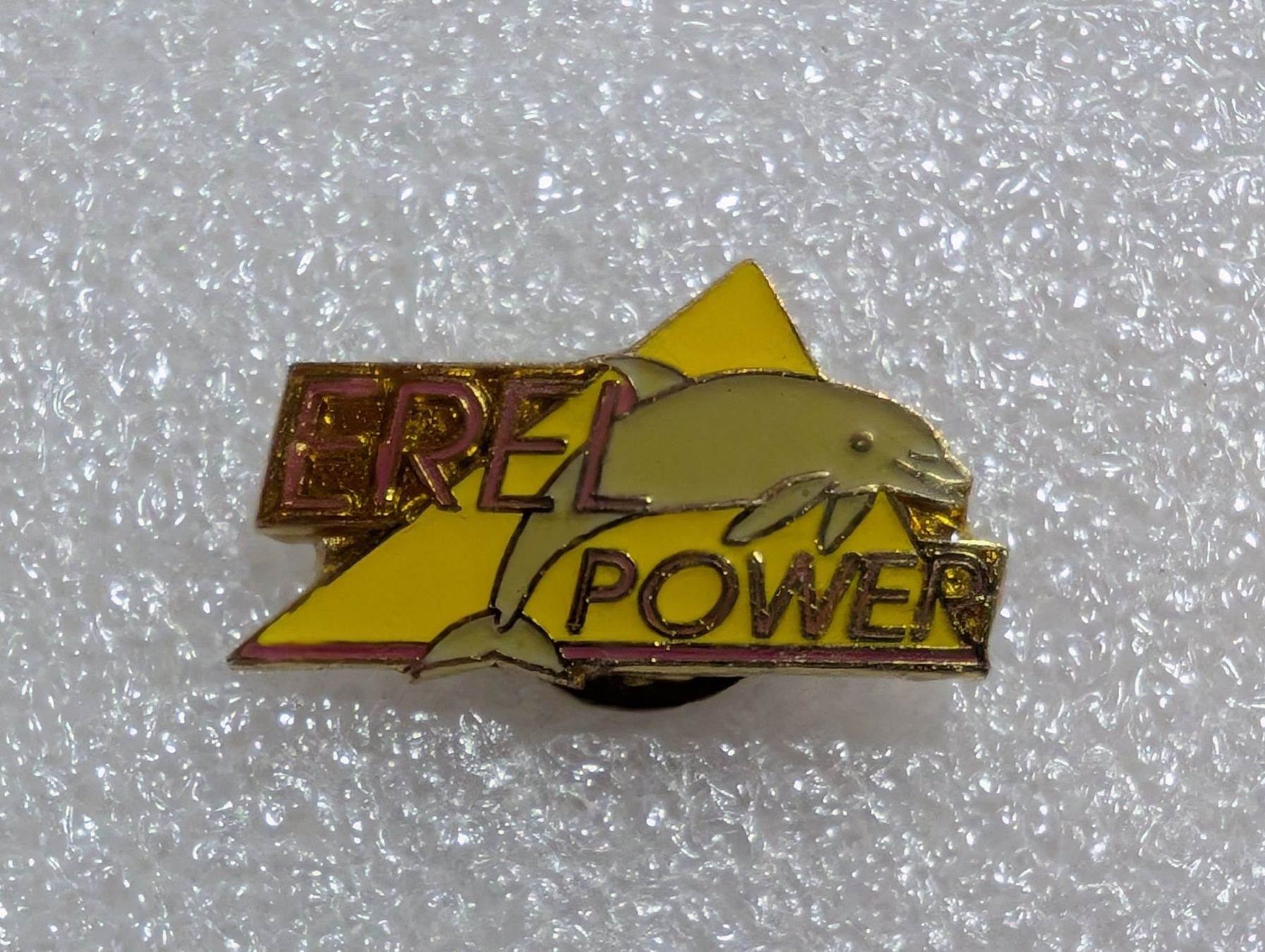 Plaketten & Abzeichen: Ansteckpin 250: Erel Power – Gebraucht aus Oppligen von Pin-Fall-Shop