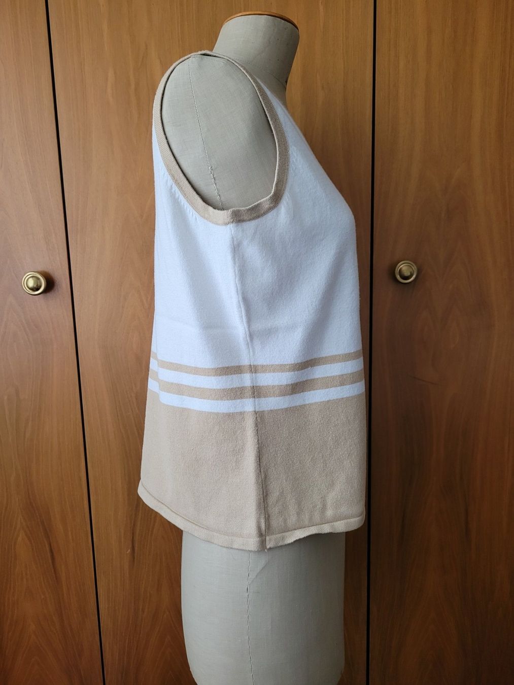 Gilet & Giacche senza maniche: Gilets (2 Stk.) aus 70% Viskose – Usato da Triesen venduto da stephanieschurti 1