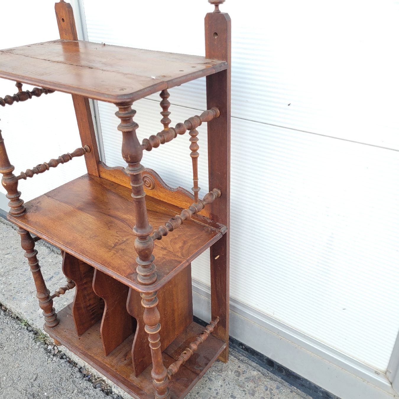 Scaffali: antikes regal etagere musikmöbel – Usato da Reichenburg venduto da AK_78 2