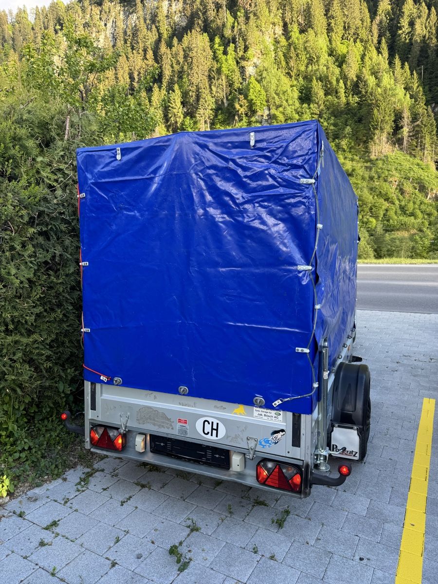 Humbaur Remorques: Anhänger  humbaur h1300kg frisch mfk – D'occasion à schluein par patisaxo 2