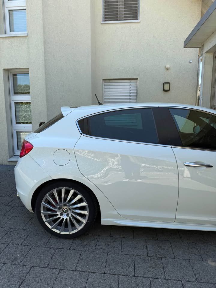 Alfa Romeo Autos: Alfa Romeo Giulietta QV – Gebraucht aus Hasle-Rüegsau von Uno13 2