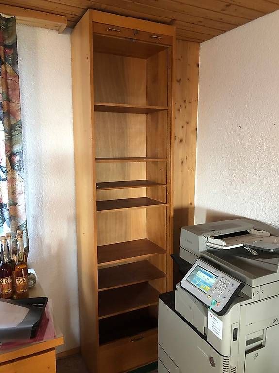 Armadi: Hochschrank – Usato da Illighausen venduto da ali_wfs6