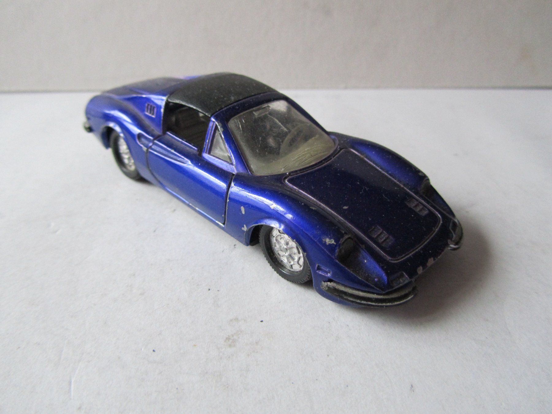 Norev Modellini d'auto: Ferrari 246 GTS, Norev – Usato da Weiningen ZH venduto da dietsch57 1