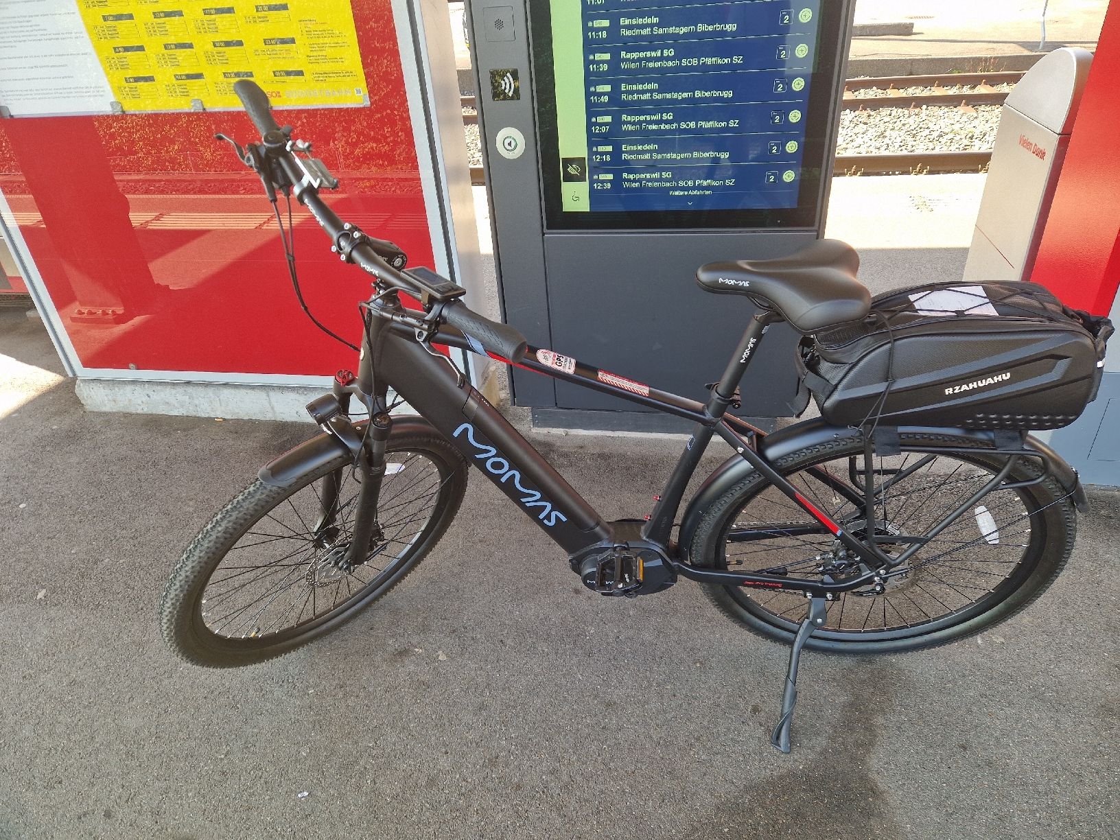 Velos: Momas E-Bike, Top Zustand,500Km – Gebraucht aus WILEN B. WOLLERAU von erm_58tf 8