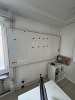 Grosses Whiteboard, magnethaftend, ideal für Büro/Homeoffice