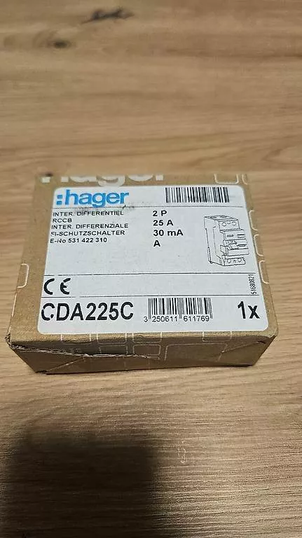 Hager Interruttori: Fehlerstrom-Schutzschalter CDA225C – Usato da Buochs venduto da D.Scheuber 1