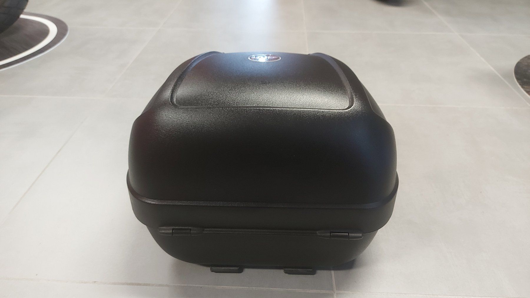 Givi Topcase: Givi Top Case 29 Liter – Usato da Kölliken venduto da motoleu 3