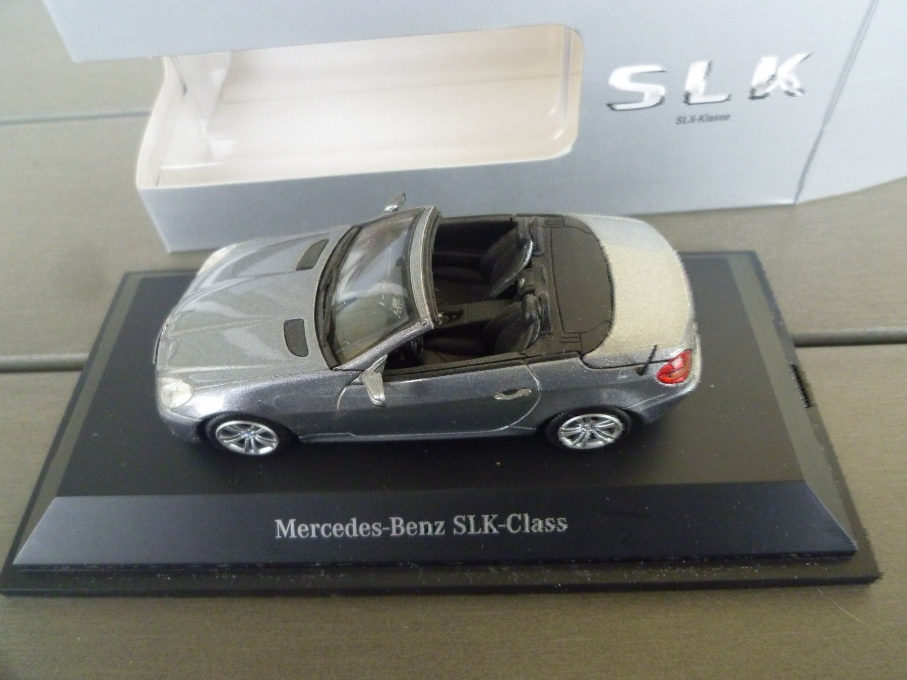 Minichamps Modellautos: Mercedes-Benz SLK-Klasse – Neu und originalverpackt aus Flawil von Imperiosud 5