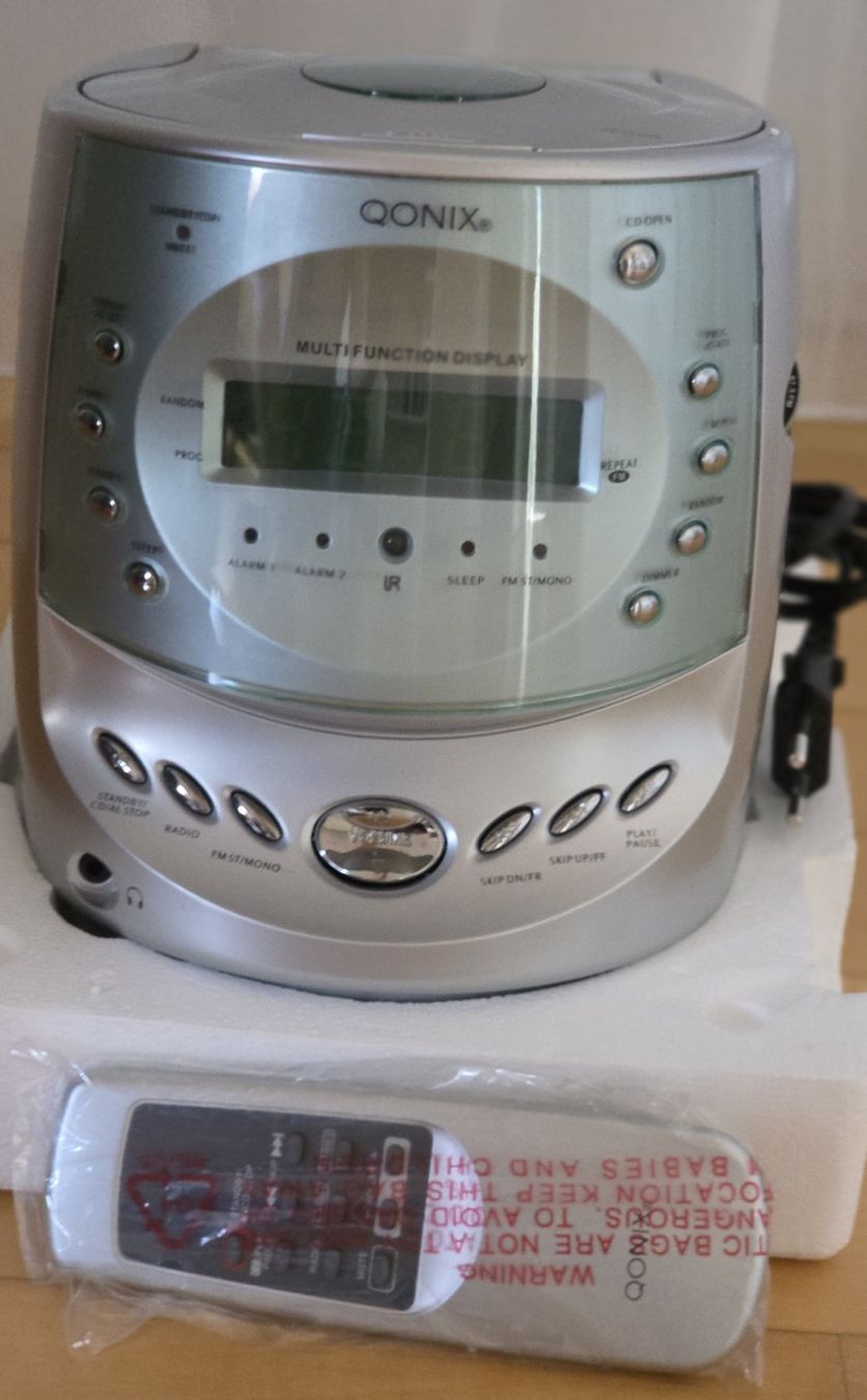 Radio: Clock Radio mit CD Marke QONIX CRD 2525 – Nuovo (secondo la descrizione) da Baar venduto da phe_t5vl 2