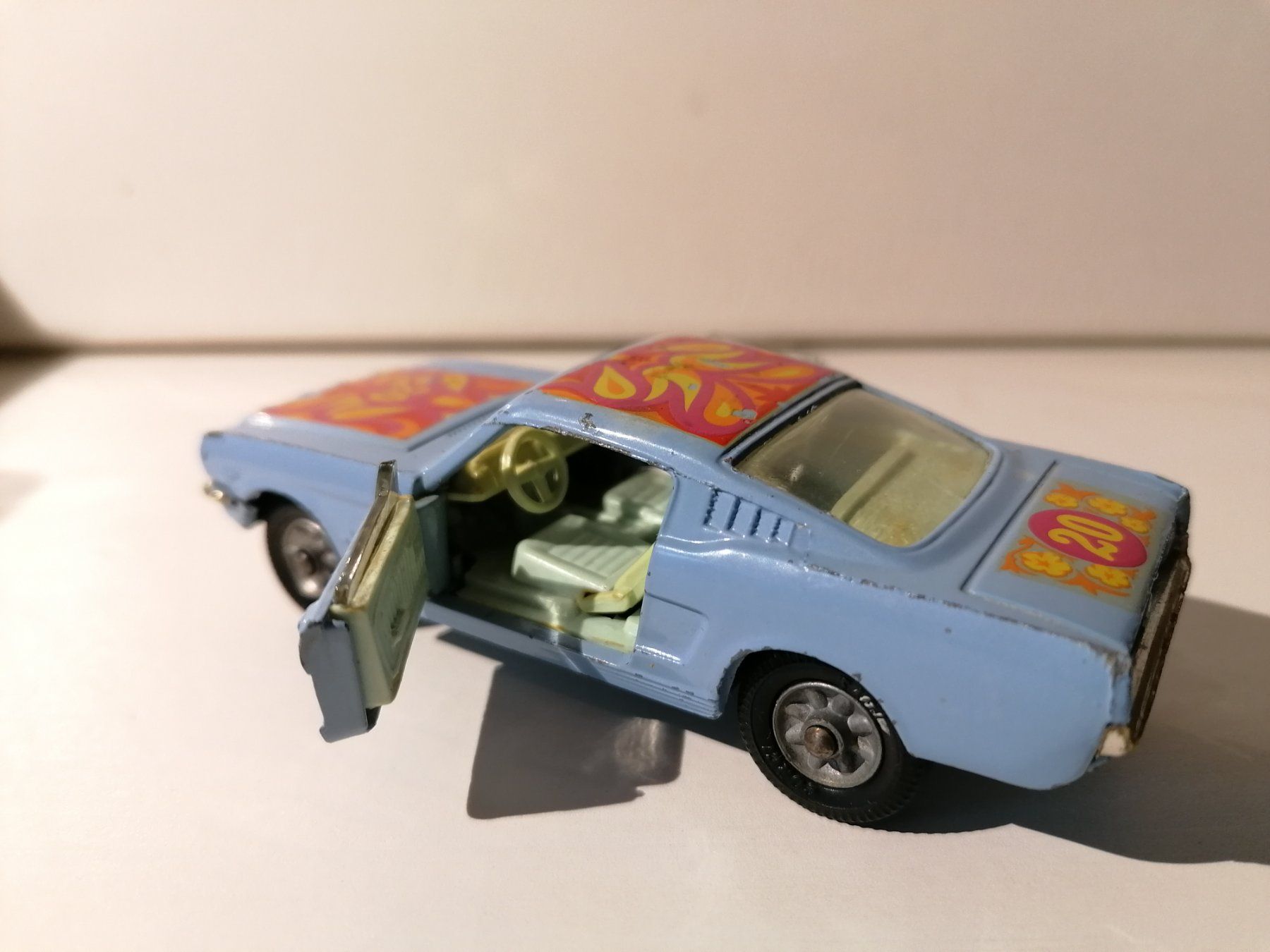 Corgi Toys Modellini d'auto: Corgi 348 MUSTANG FASTBACK 2-2 FLOWER POWER – Usato da Binningen venduto da samorga21 4